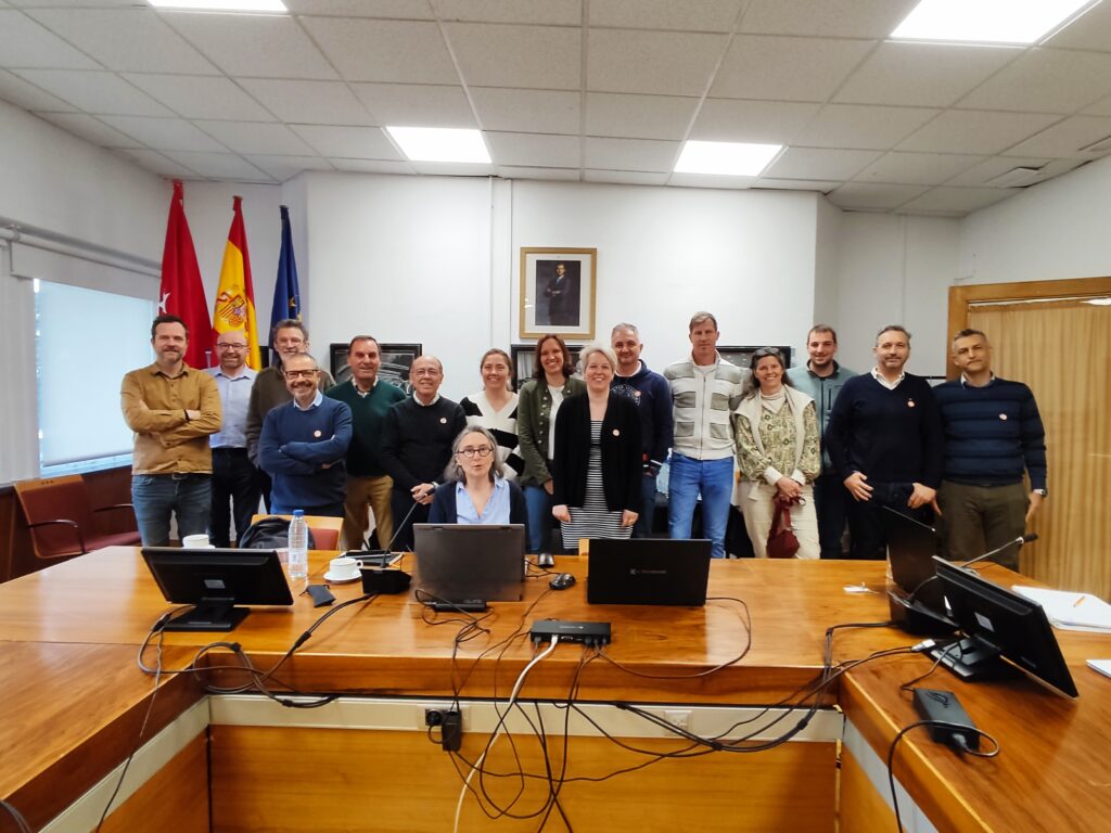 Los expertos europeos en normalización reunidos en el Instituto de Ciencias de la Construcción Eduardo Torroja.